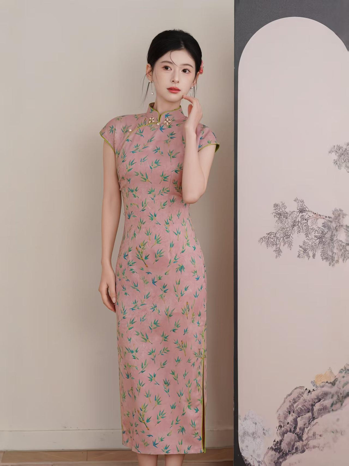 Women's Pink Vintage Satin Qipao Cheongsam Dress – additional product view