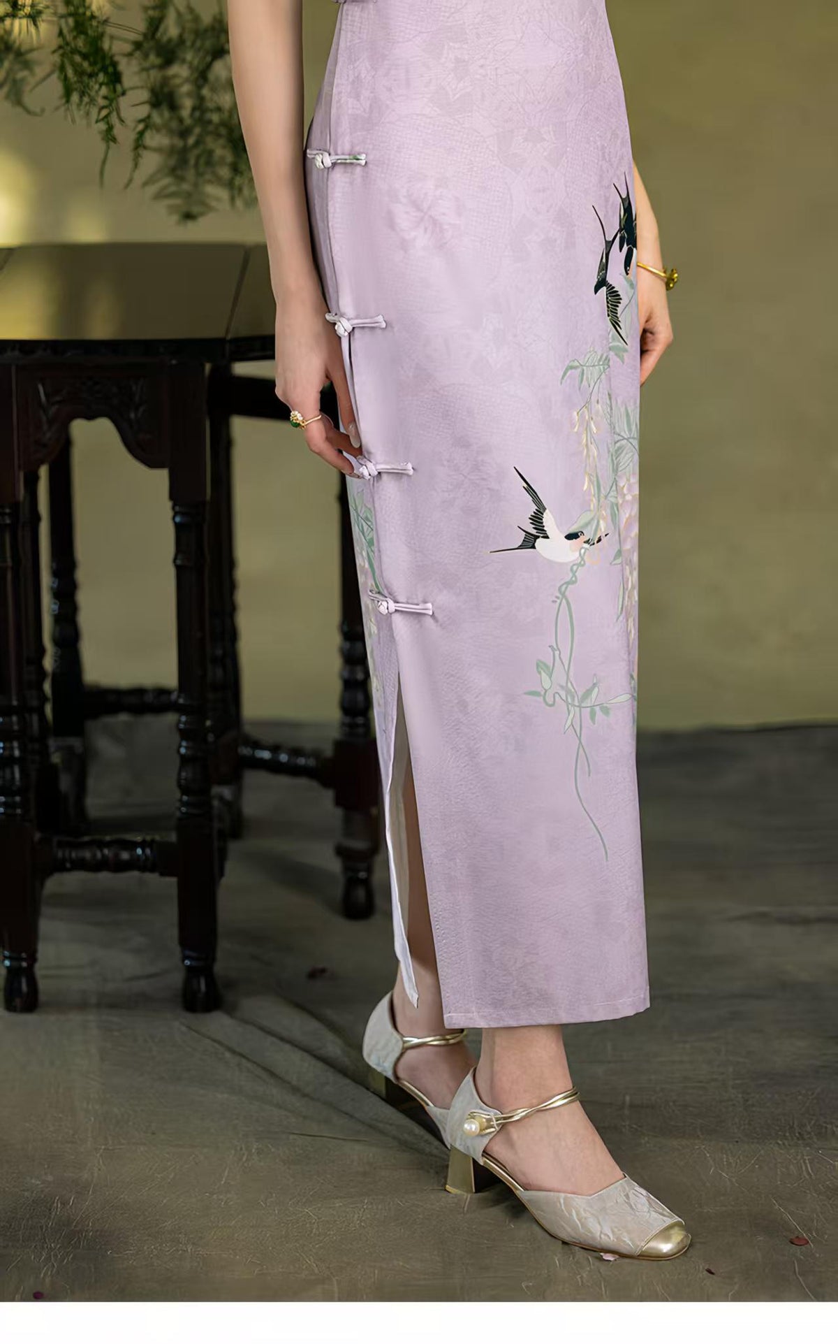 Women's Embroidered Qipao Cheongsam Dress – Linen – additional product view