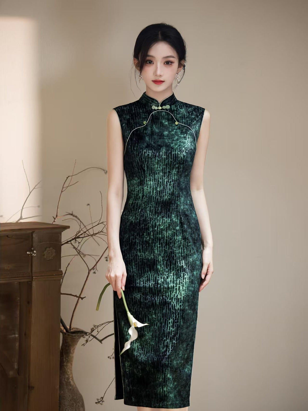Women's Green Vintage Qipao Cheongsam Dress – Sleeveless Fitted – additional product view