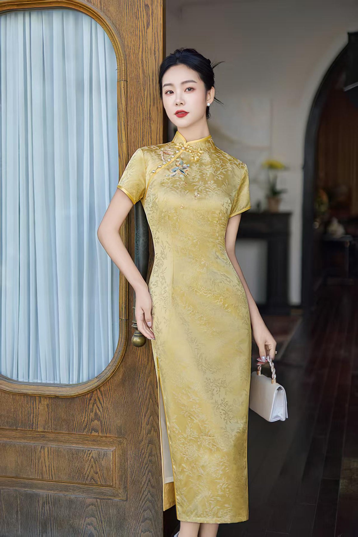 Women's Embroidered Qipao Cheongsam Dress – Maxi – additional product view