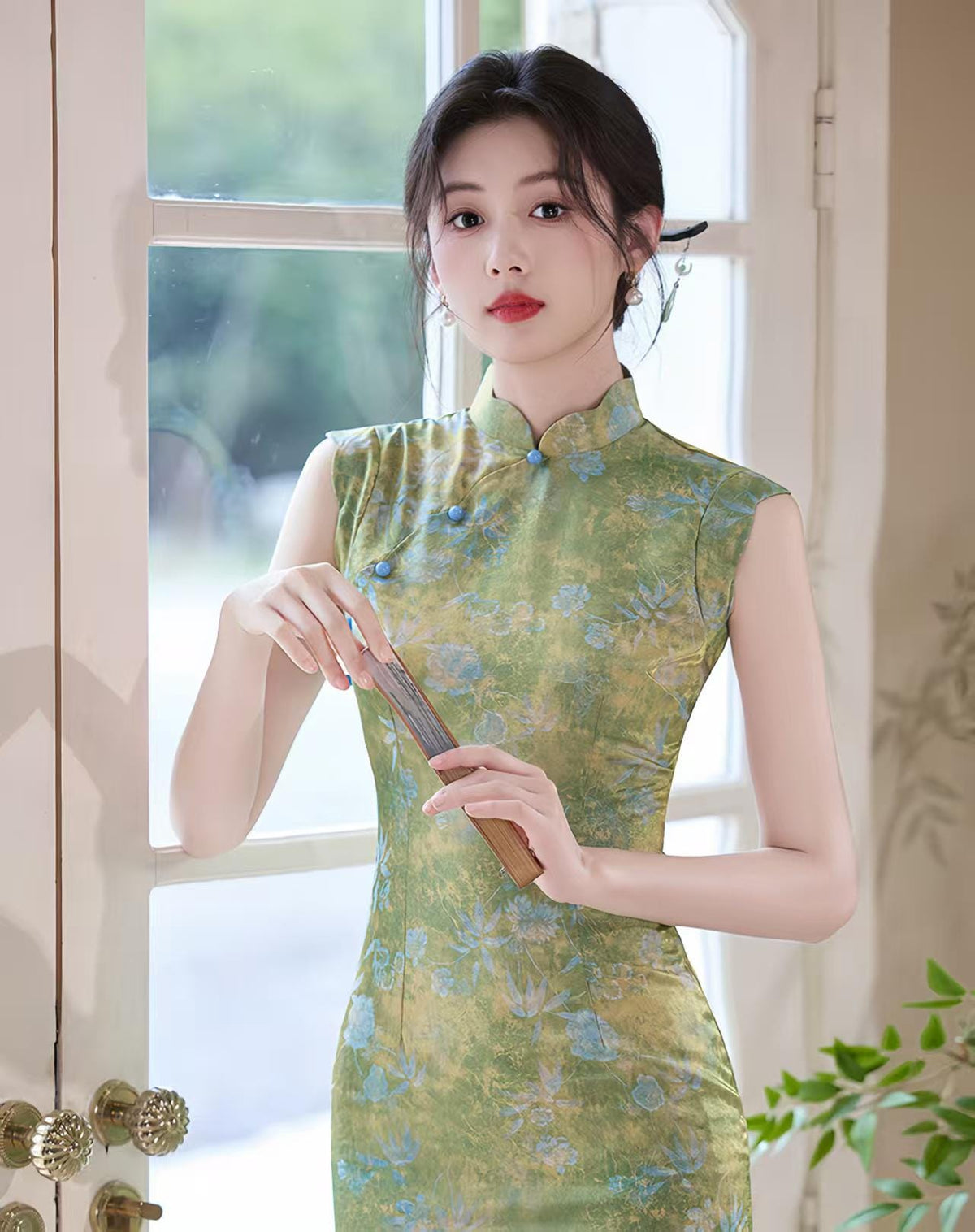 Women's Green Elegant Brocade Qipao Cheongsam Dress – additional product view