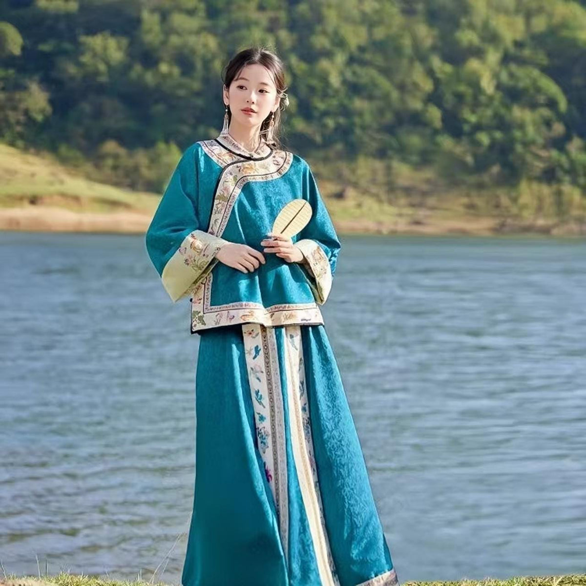 Women's Vintage Modern Hanfu Set