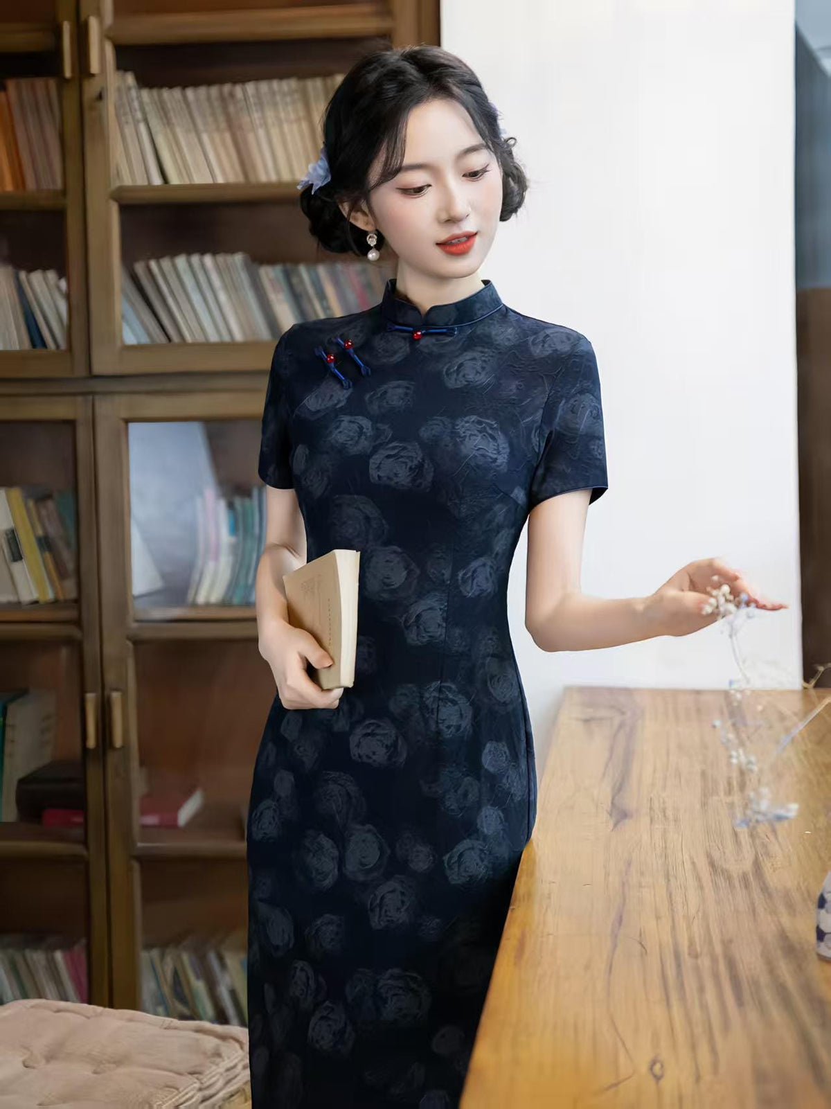 Women's Blue Vintage Qipao Cheongsam Dress – Short Sleeve Midi Mandarin Collar